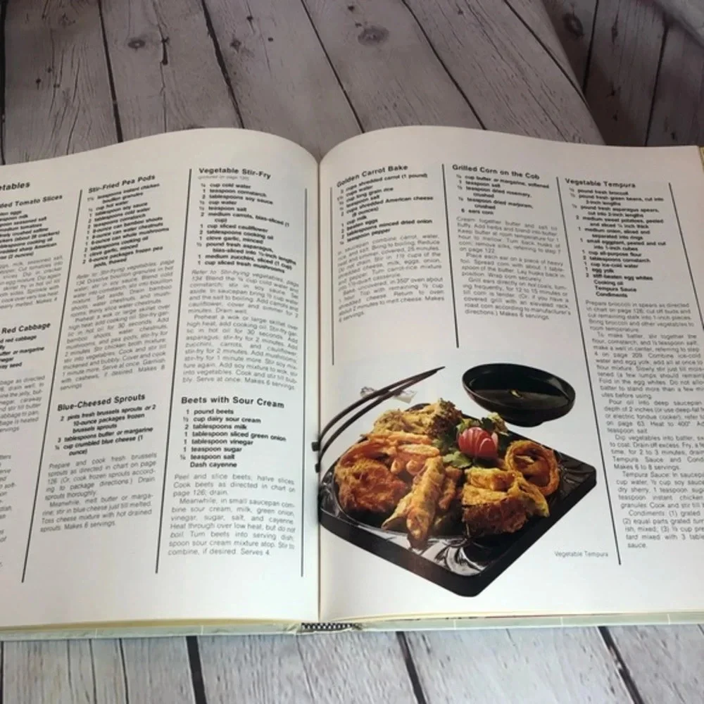 1978 Vintage Better Homes and Gardens COMPLETE STEP BY STEP Cook book